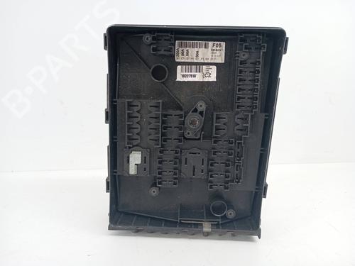 Fuse box VW GOLF V (1K1) 2.0 TDI | BP32429920E1