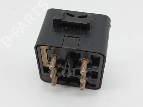 Switch MERCEDES-BENZ 190 (W201) 2.3 E | BP32367727I30