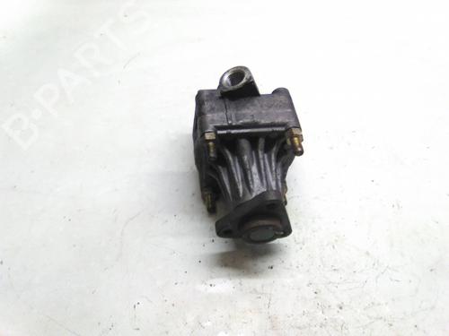 Used Steering pump AUDI 80 B3 Saloon (893, 894, 8A2) 1.6 TD (80 hp) 22936409