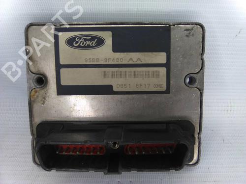 Used Engine control unit (ECU) FORD MONDEO II Turnier (BNP) 1.8 TD (90 hp) 19852880
