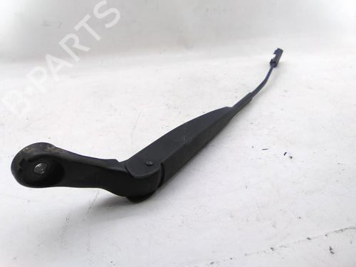 Used Front windshield wiper arm FIAT 500 (312_) 1.3 D Multijet (312AXB1A) (75 hp) 24371272