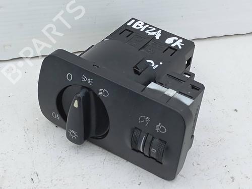 Lichtschalter für SEAT IBIZA II (6K1) 1.0 i (50 hp) 21596278