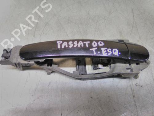 Used Rear left exterior door handle VW PASSAT B5 (3B2) 1.9 TDI (115 hp) 19861623