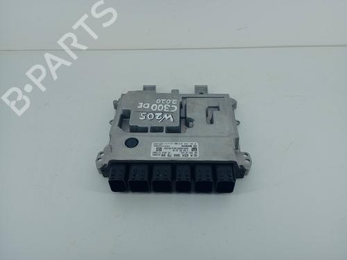 Used Engine control unit (ECU) Engine control unit (ECU) MERCEDES-BENZ C-CLASS (W205) C 300 (205.083) (258 hp) 33047354 33047354