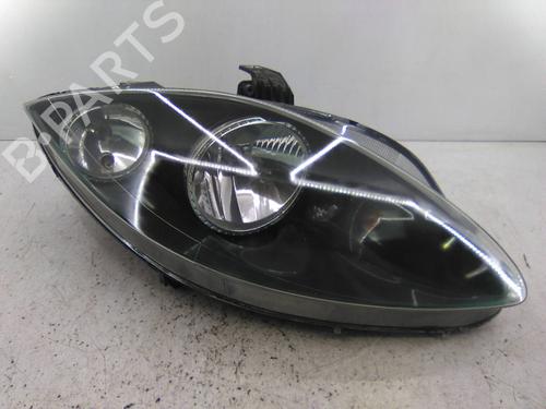 Phare droit SEAT ALTEA (5P1) 1.9 TDI (105 hp) 19872124