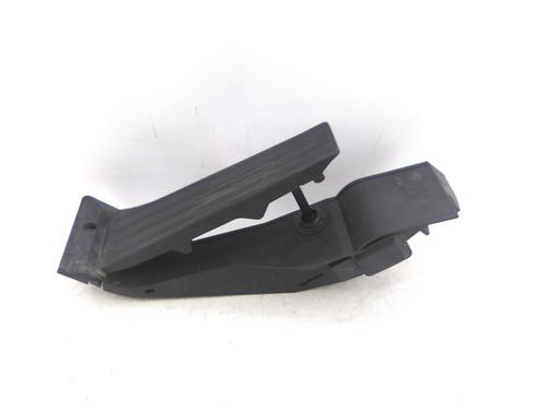Used Pedal BMW 1 (E87) 118 d (122 hp) 19825671