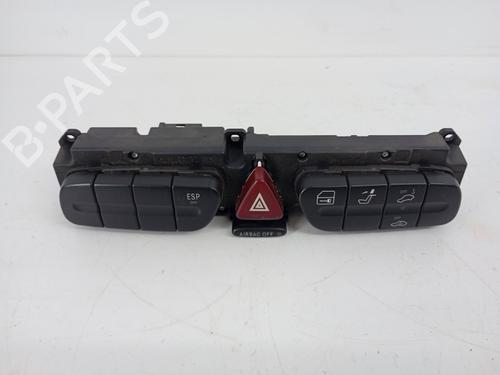 Used Switch MERCEDES-BENZ C-CLASS (W203) C 240 (203.061) (170 hp) 32751881