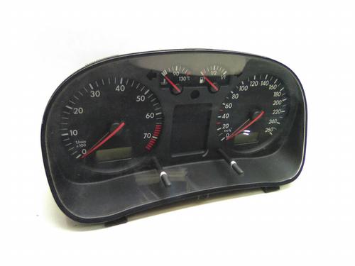 Used Instrument cluster VW GOLF IV (1J1) 1.6 (100 hp) 19870582