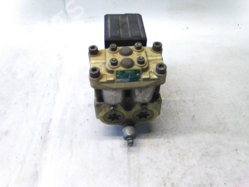 Used ABS pump AUDI 80 B3 Saloon (893, 894, 8A2) 1.6 TD (80 hp) 22944807