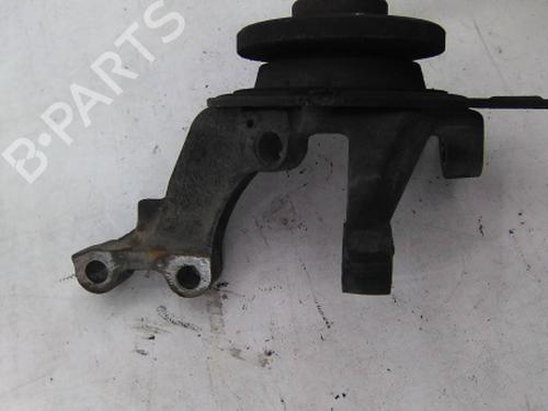 Right front steering knuckle RENAULT SAFRANE I (B54_) 2.1 dT (B546) | BP19826989M26 