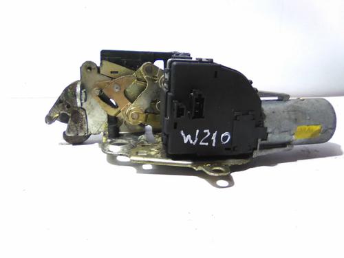 Used Tailgate lock MERCEDES-BENZ E-CLASS T-Model (S210) E 220 T CDI (210.206) (125 hp) 19852173