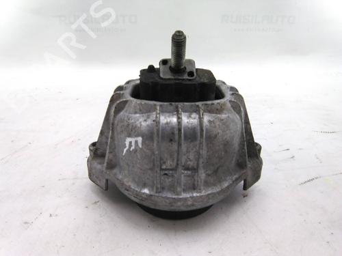 Used Engine mount BMW 1 (E87) 118 d (122 hp) 19818602