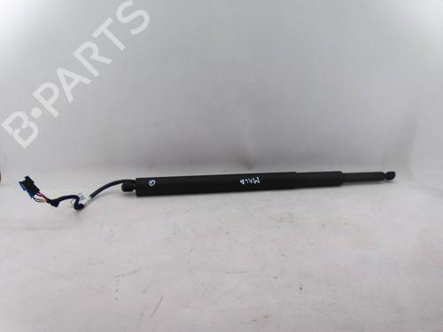 Used Tailgate lift support BMW 5 Touring (G31) 525 d (211 hp) 21496394