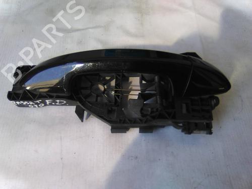 Used Front right exterior door handle VW PASSAT B6 (3C2) 1.6 TDI (105 hp) 19834243
