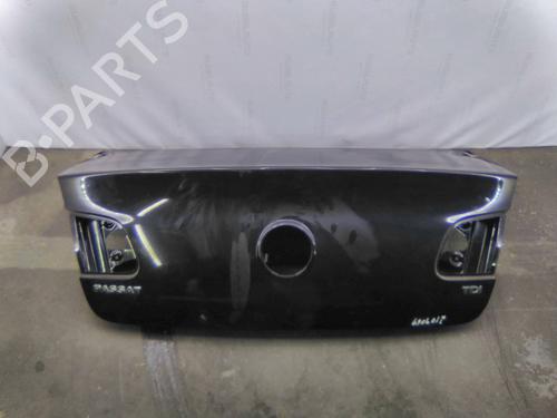 Used Tailgate VW PASSAT B6 (3C2) 1.9 TDI (105 hp) 19813965