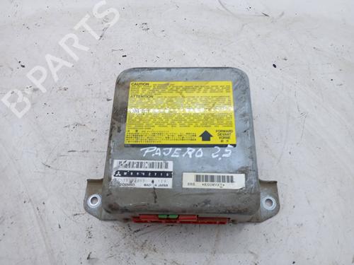 Airbag styreenhed MITSUBISHI PAJERO II (V3_W, V2_W, V4_W, V5_W) 2.5 TD 4WD (V24W) (99 hp) 24877404