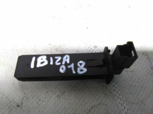 Used Electronic module Electronic module SEAT IBIZA V (KJ1, KJG) 1.0 TSI (95 hp) 19869956 19869956
