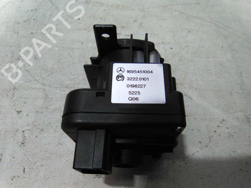 Headlight switch MERCEDES-BENZ A-CLASS (W169) A 150 (169.031, 169.331) | BP19876846I24 