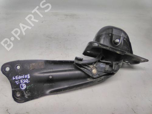 Used Left rear suspension arm SEAT LEON (1P1) 1.9 TDI (105 hp) 19869017