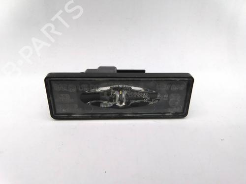 Used Licence plate light RENAULT MEGANE IV Grandtour (K9A/M/N_) 1.5 dCi 110 (110 hp) 19839172