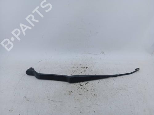Used Front windshield wiper arm SUBARU IMPREZA Hatchback (GR, GH, G3) 2.0 D AWD (150 hp) 21675728