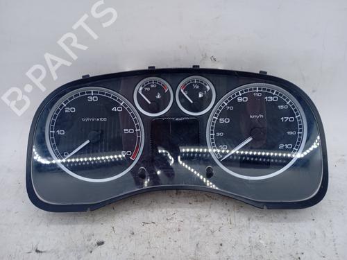 Używane Zestaw wskaźników / Licznik PEUGEOT 307 (3A/C) 2.0 HDi 90 (90 hp) 26025372
