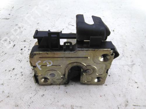 Høyre foran lås RENAULT CLIO II (BB_, CB_) 1.2 (BB0A, BB0F, BB10, BB1K, BB28, BB2D, BB2H, CB0A,... (58 hp) 19831390