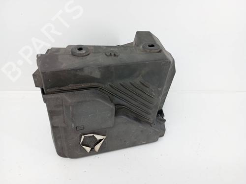 Used Fuse box RENAULT MEGANE II (BM0/1_, CM0/1_) 1.9 dCi (115 hp) 32390569