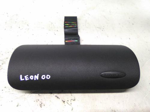 Inne SEAT LEON (1M1) 1.4 16V 1M1880497A
