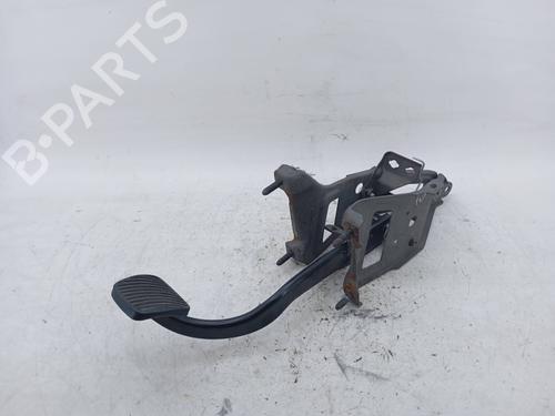 Used Clutch pedal SAAB 9-5 Estate (YS3E) 2.0 t (150 hp) 27174531