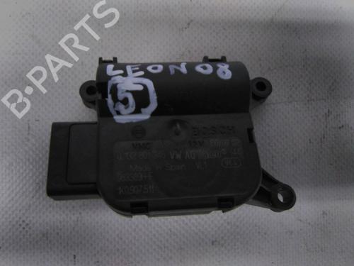 Moteur de chauffage SEAT LEON (1P1) 1.9 TDI (105 hp) 19868986