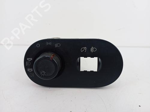 Used Headlight switch SEAT CORDOBA (6L2) 1.4 TDI (70 hp) 33220547