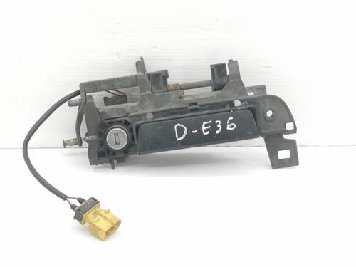 Used Front right exterior door handle Front right exterior door handle BMW 3 (E36) 318 i (115 hp) 34280870 34280870