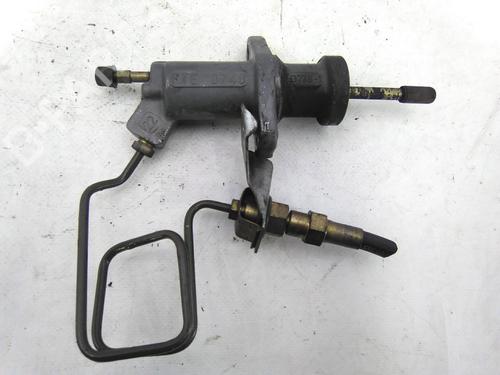 Clutch slave cylinder BMW 3 (E46) 320 d | BP19826681M113