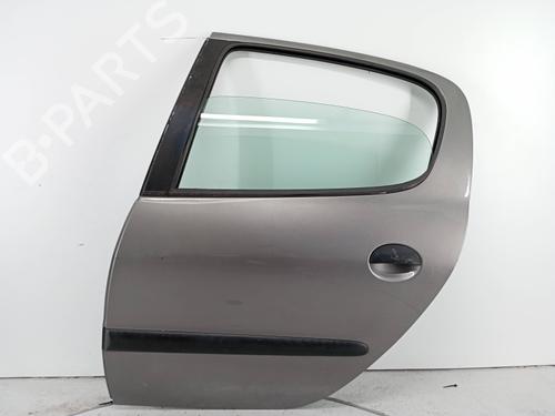 Used Left rear door PEUGEOT 206 Hatchback (2A/C) 1.1 i (60 hp) 31591009
