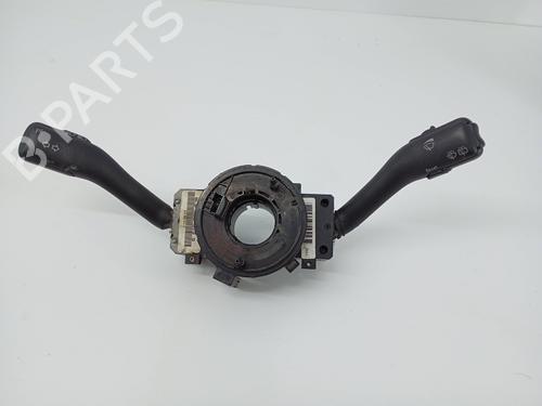 Używane Przełącznik VW GOLF IV (1J1) 1.6 (100 hp) 30883394