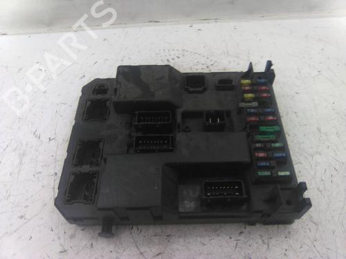 Used Fuse box PEUGEOT 307 (3A/C) 1.4 HDi (68 hp) 19827958