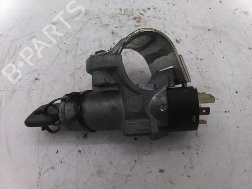 Used Ignition barrel OPEL CORSA A Hatchback (S83) 1.2 i (F08, M08, F68, M68) (45 hp) 19864829