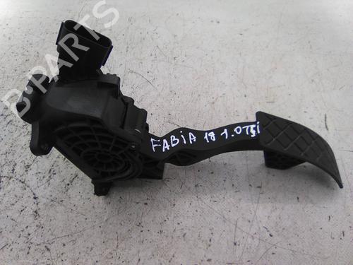 Used Pedal SKODA FABIA III (NJ3) 1.0 TSI (95 hp) 20598774