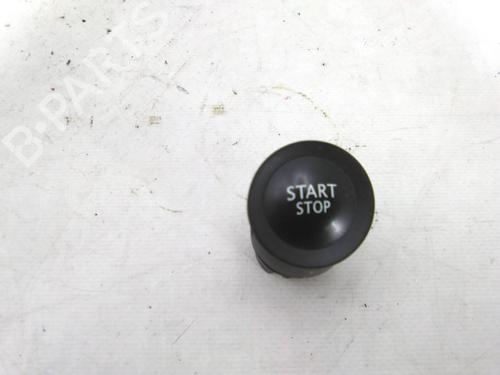 Used Switch RENAULT MEGANE II (BM0/1_, CM0/1_) 1.5 dCi (BM0F, BM0T, BM2B, CM0F, CM0T) (82 hp) 19853237