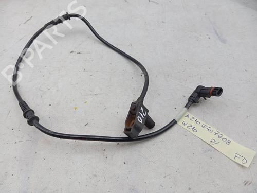 Andre MERCEDES-BENZ E-CLASS (W210) E 220 D (210.004) (95 hp) 28357976