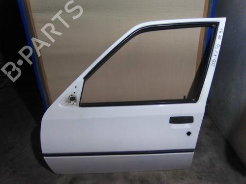 Used Left front door PEUGEOT 205 Hatchback Van 1.1 (49 hp) 19854609
