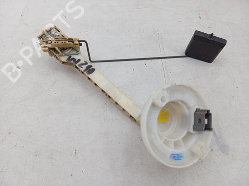 Bränslepump MERCEDES-BENZ E-CLASS (W210) E 220 D (75 hp) 31256272