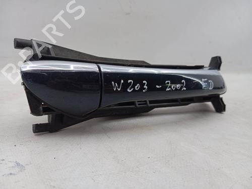 Używane Klamka zewnętrzna drzwi przednich prawych MERCEDES-BENZ C-CLASS (W203) C 220 CDI (203.006) (136 hp) 25127087