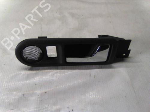 Used Front right exterior door handle VW PASSAT B5 (3B2) 1.6 (101 hp) 19835004