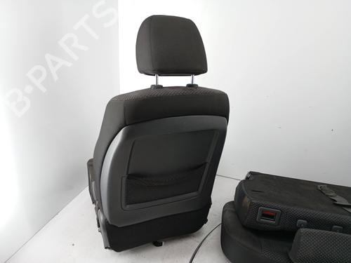Seats set HYUNDAI i30 (FD) 1.6 CRDi | BP32430046C78