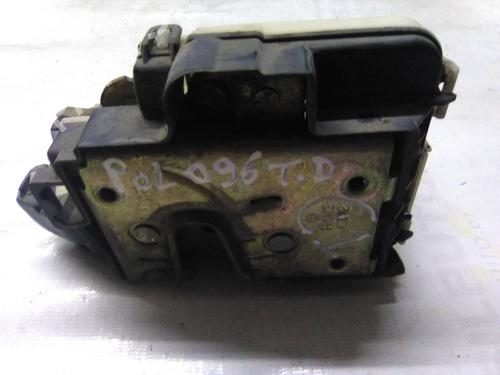 Rear right lock VW POLO III (6N1) 75 1.6 | BP19833093C99 