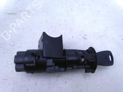 Used Ignition barrel FIAT PUNTO (188_) 1.2 16V 80 (188.233, .235, .253, .255, .333, .353, .639,... (80 hp) 19809488