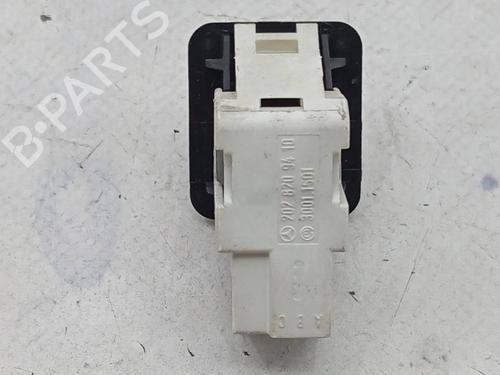 Autre MERCEDES-BENZ E-CLASS (W210) E 220 D (210.004) | BP28044335O1