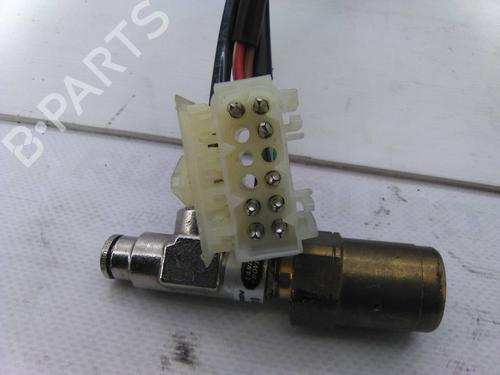 Central lock pump LAND ROVER RANGE ROVER III (L322) 3.0 D 4x4 | BP19817079M86 